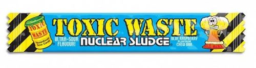 Toxic Waste Nuclear Sludge Blue Raspberry Olvadó rágó savanyú málna ízesítéssel 20g